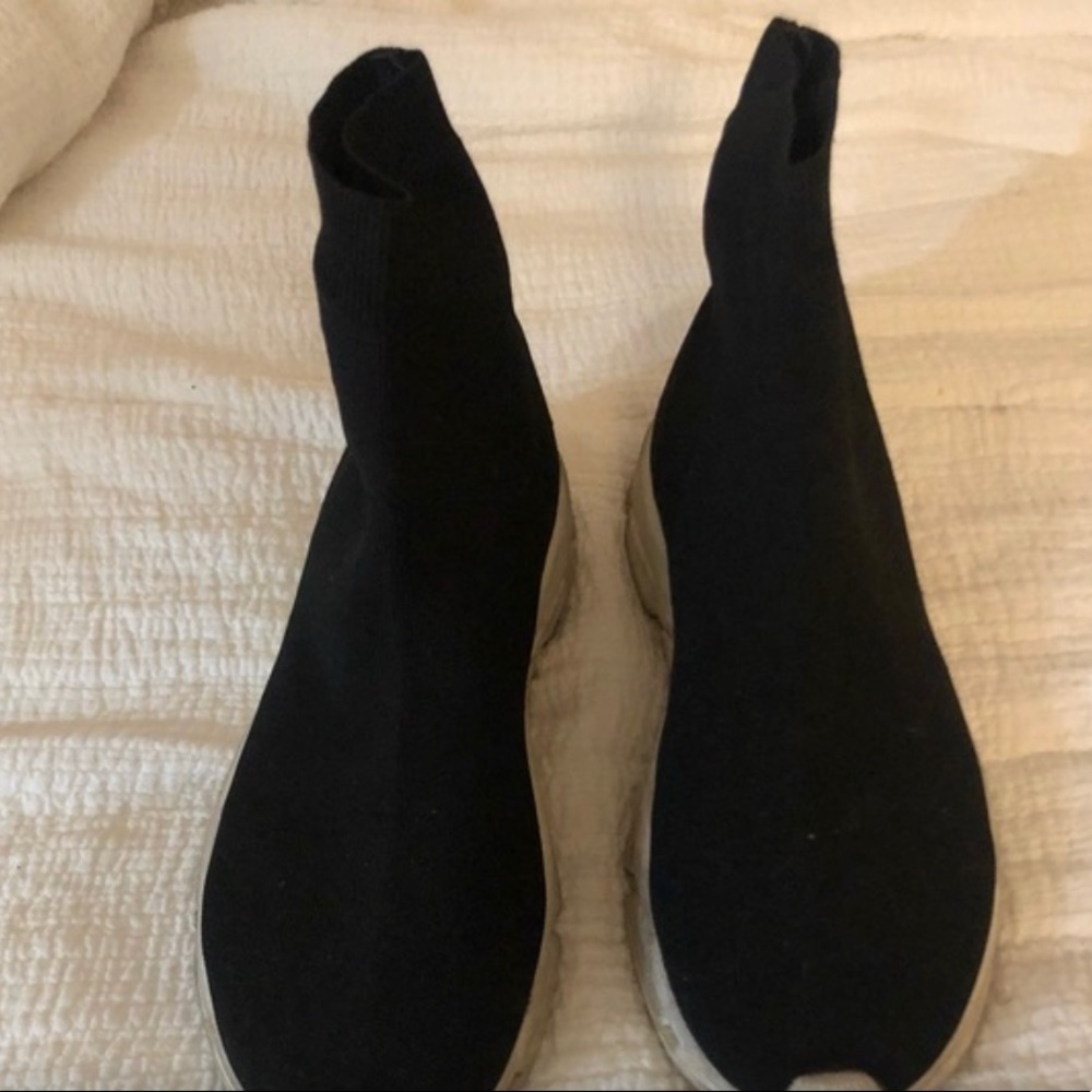 Steve Madden Sock Shoe